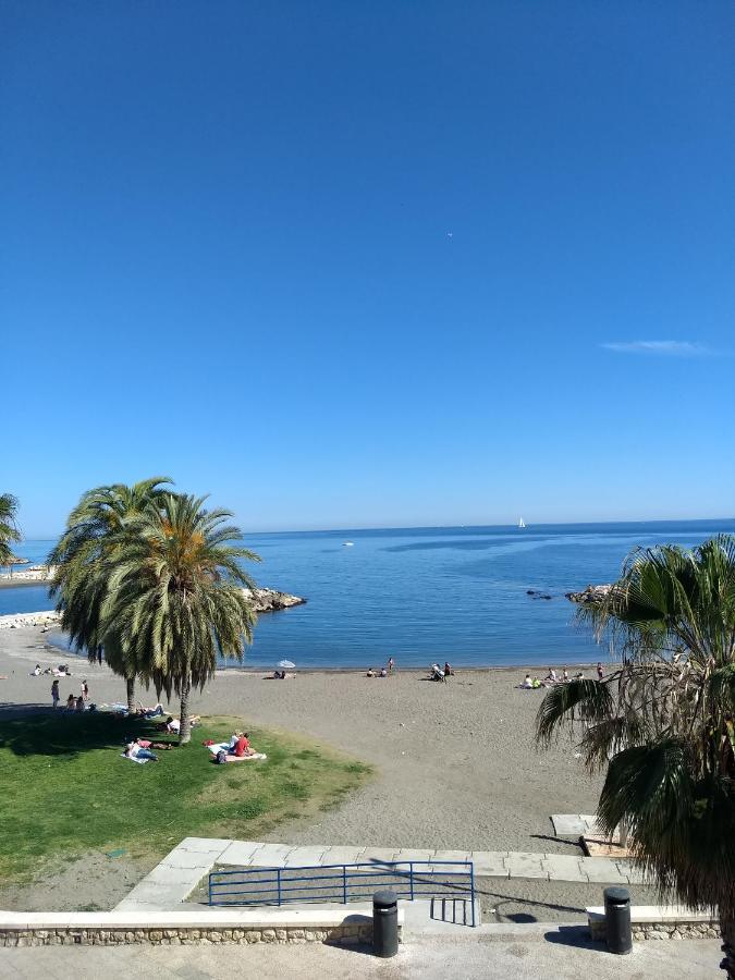 Apartments-Oilan11 - Estudios En Primera Linea De Playa Pedregalejo Μάλαγα Εξωτερικό φωτογραφία