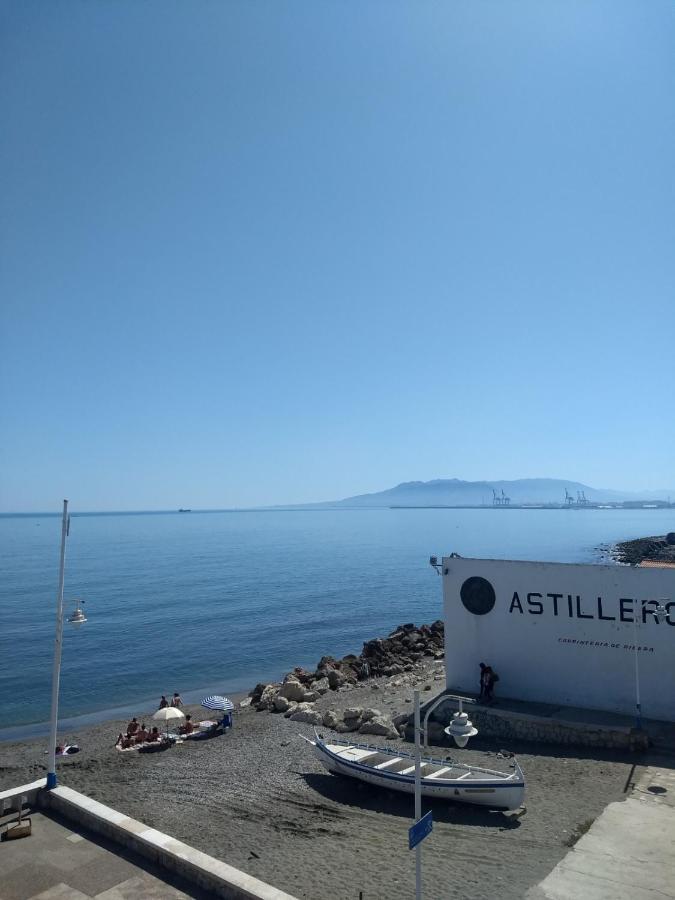 Apartments-Oilan11 - Estudios En Primera Linea De Playa Pedregalejo Μάλαγα Εξωτερικό φωτογραφία
