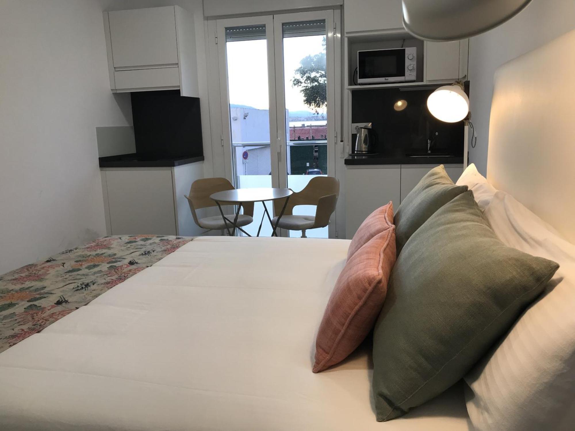 Apartments-Oilan11 - Estudios En Primera Linea De Playa Pedregalejo Μάλαγα Δωμάτιο φωτογραφία