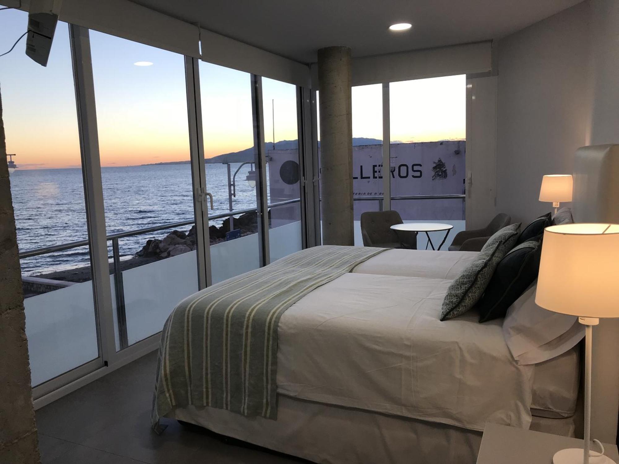 Apartments-Oilan11 - Estudios En Primera Linea De Playa Pedregalejo Μάλαγα Δωμάτιο φωτογραφία