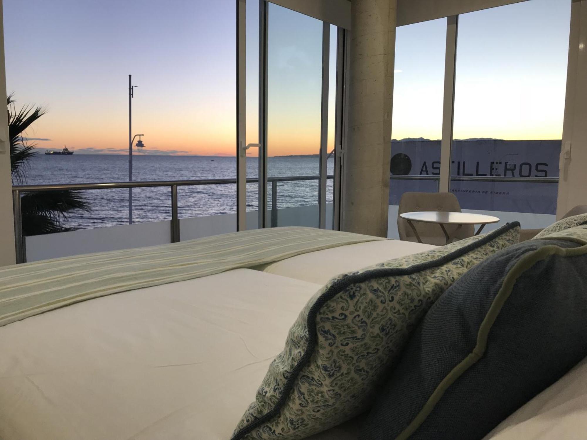 Apartments-Oilan11 - Estudios En Primera Linea De Playa Pedregalejo Μάλαγα Εξωτερικό φωτογραφία